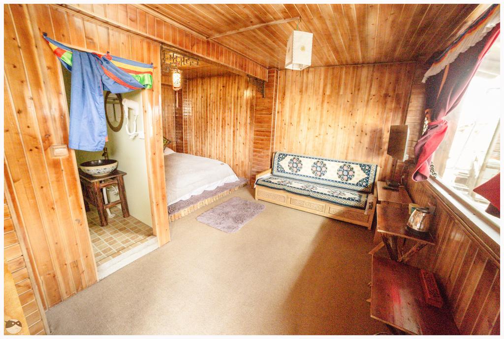 Yi'S Hostel Шангри-Ла Экстерьер фото