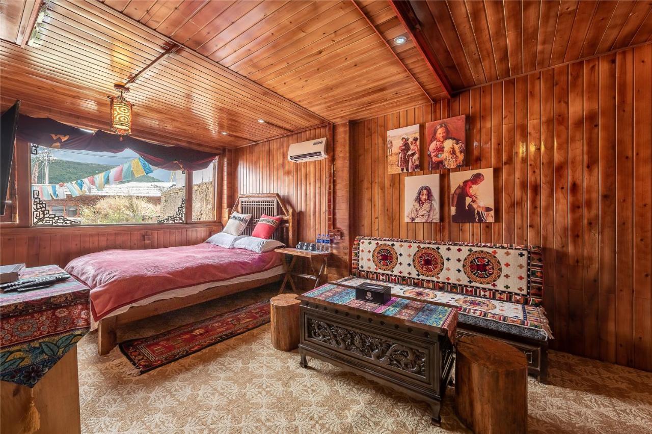 Yi'S Hostel Шангри-Ла Экстерьер фото