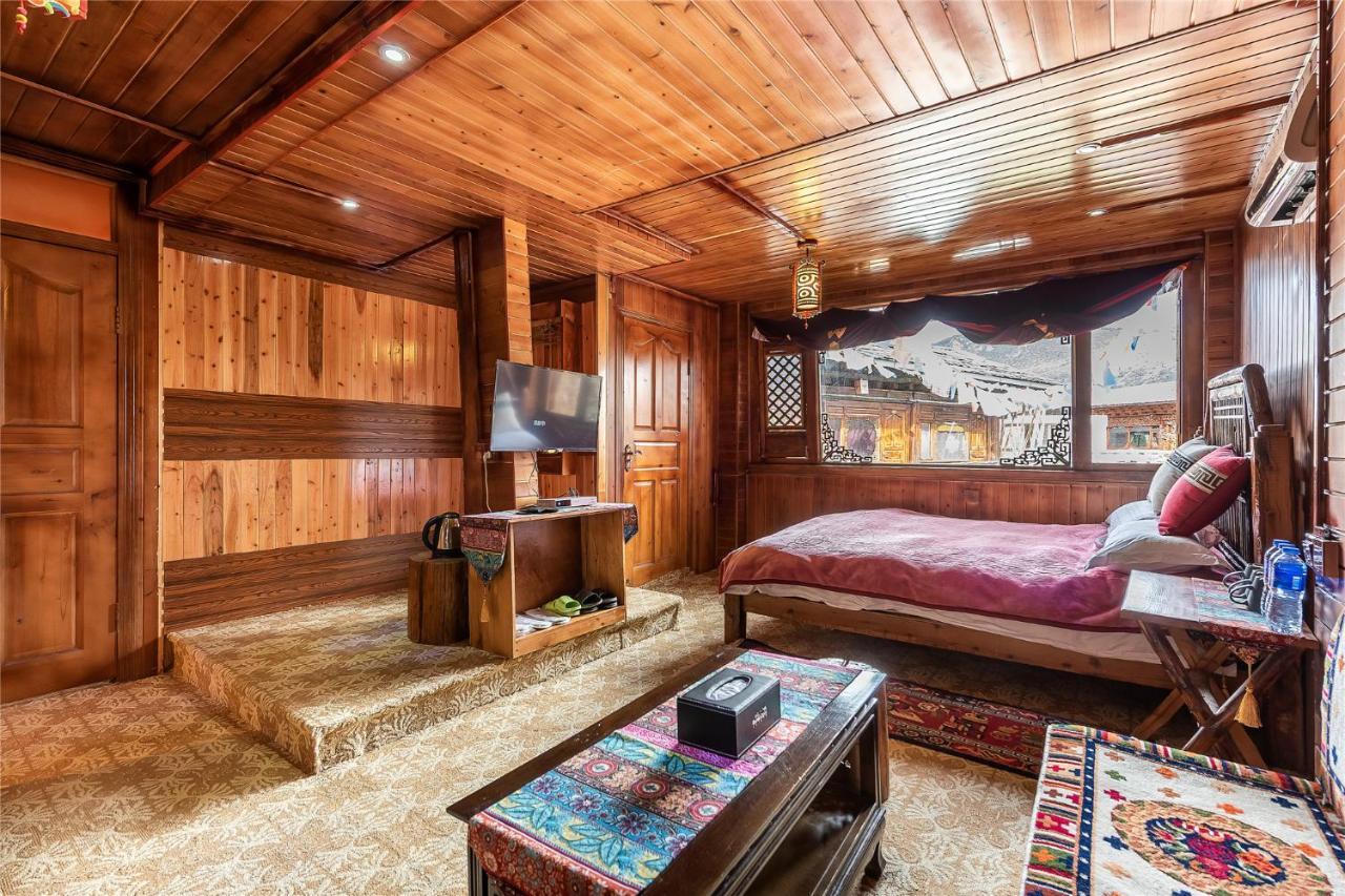 Yi'S Hostel Шангри-Ла Экстерьер фото